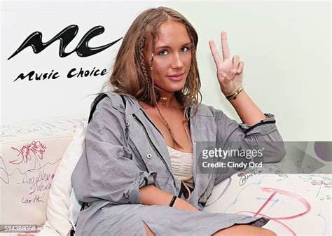 183 Niykee Heaton Stock Photos & High